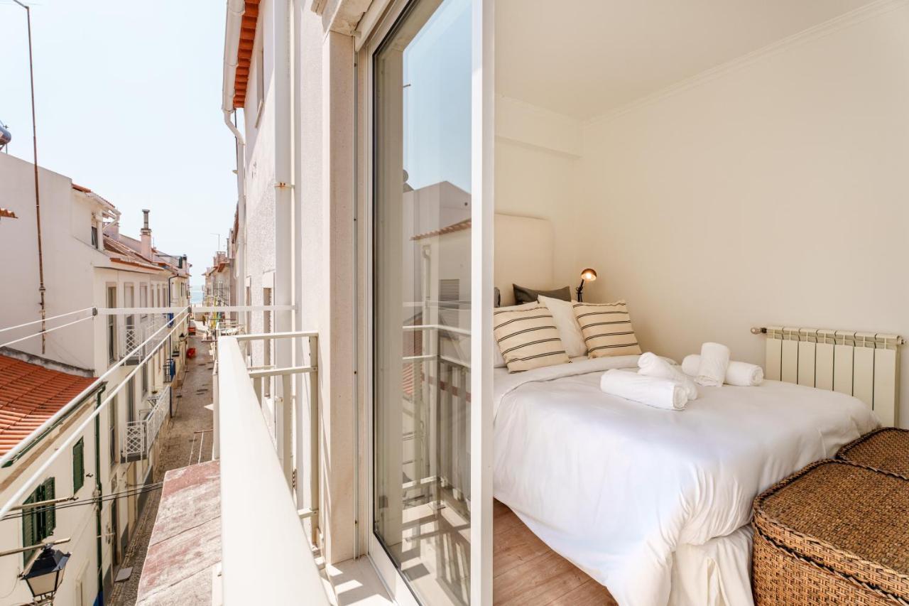 Charming Nazare Apartment-1 Minute To The Beach ภายนอก รูปภาพ
