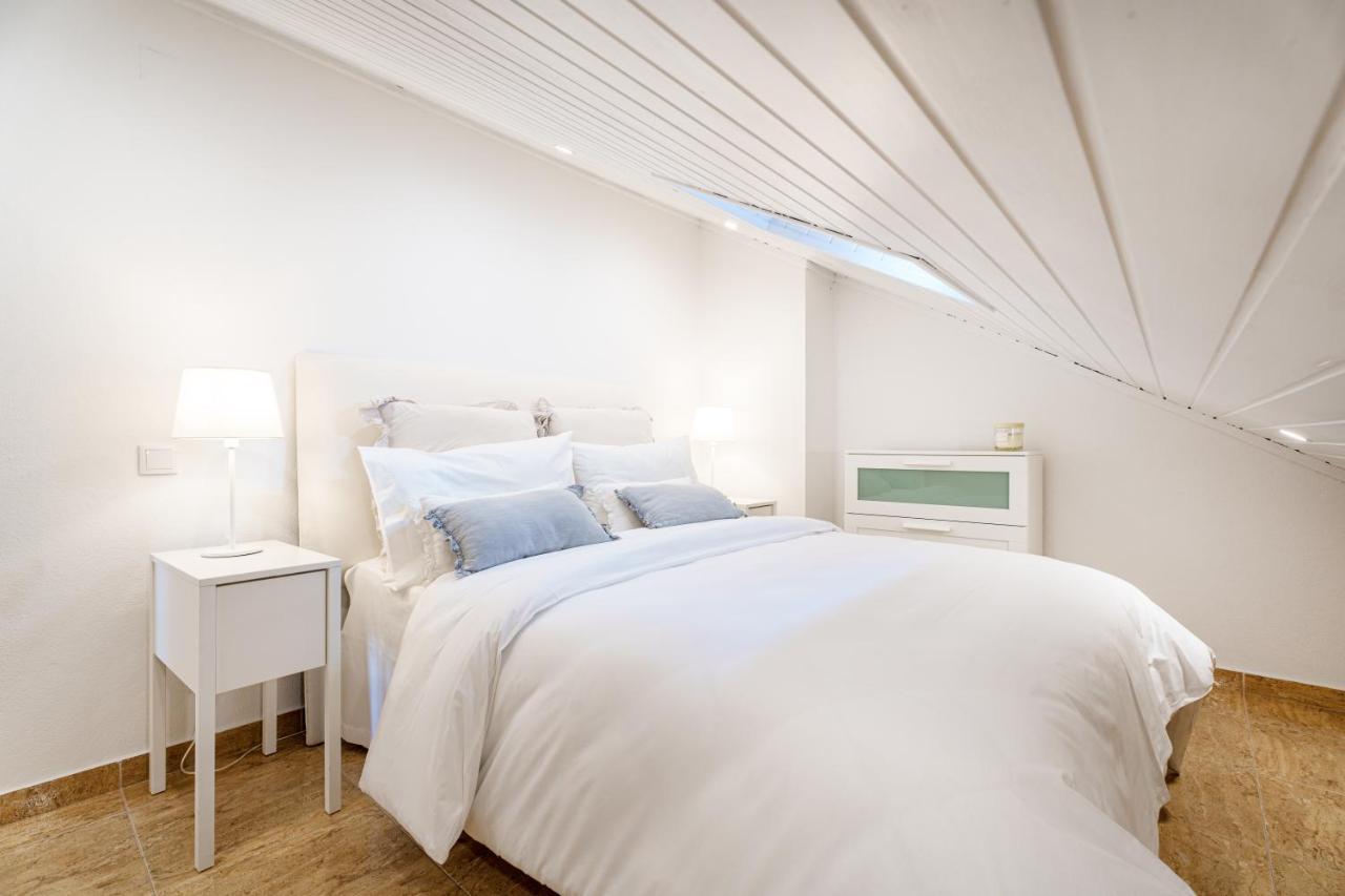 Charming Nazare Apartment-1 Minute To The Beach ภายนอก รูปภาพ