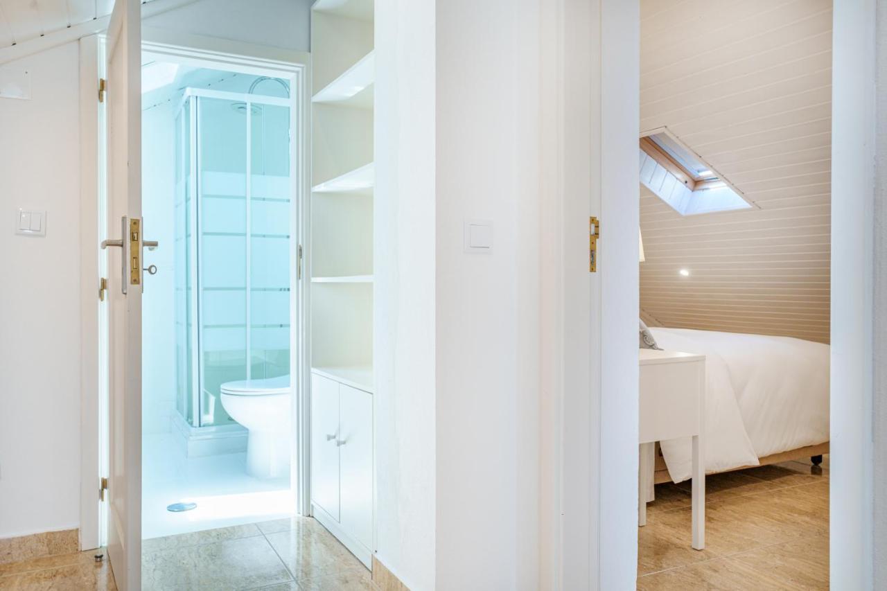 Charming Nazare Apartment-1 Minute To The Beach ภายนอก รูปภาพ