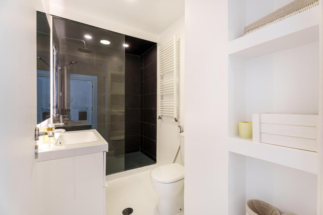 Charming Nazare Apartment-1 Minute To The Beach ภายนอก รูปภาพ